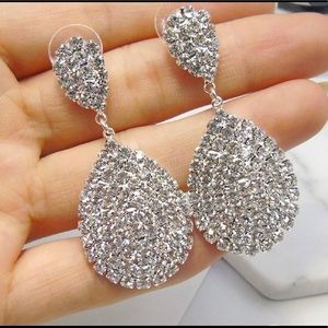 NEW!925 Sterling Silver Plated , Diamonds💎 Drop Earrings!!